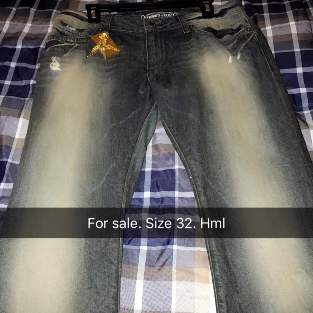 Robin jeans, biker jeans, Nike tech fleece shorts